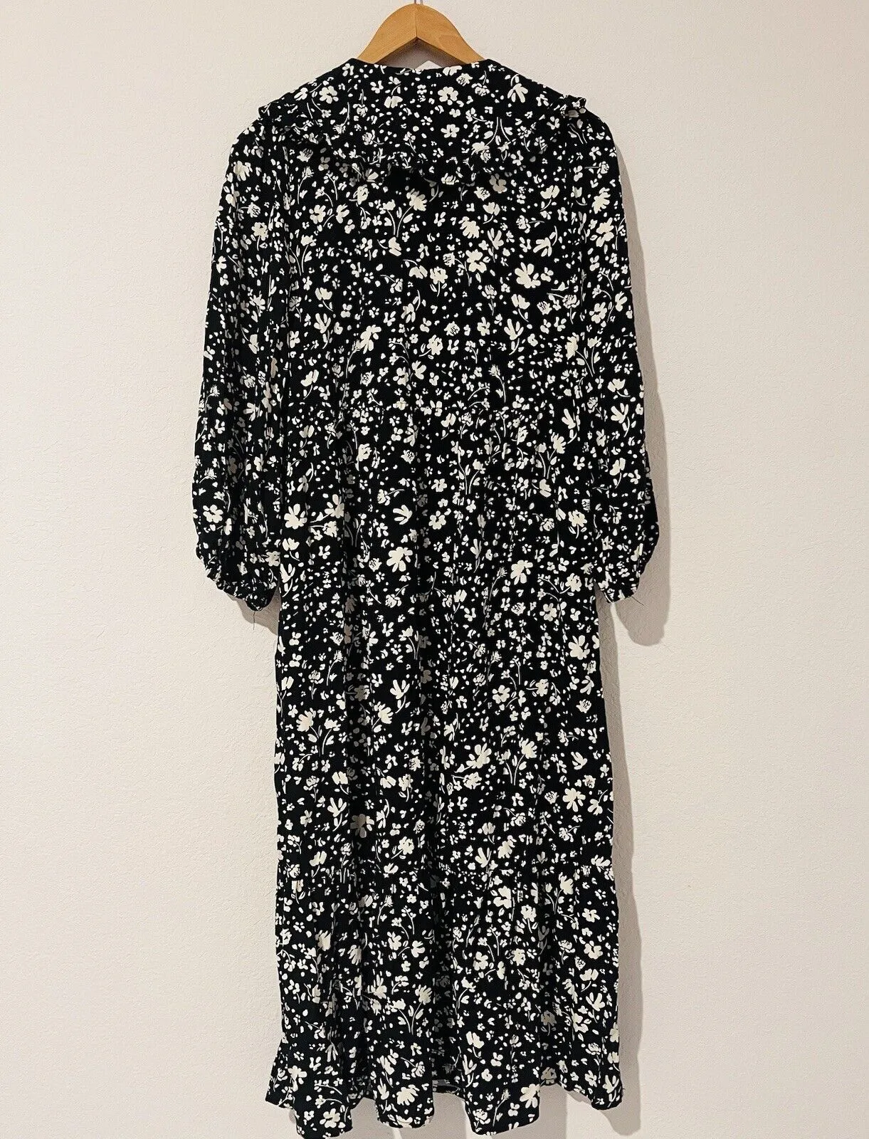 WHO WHAT WEAR Floral Maxi Dress Sz S Tie Collar Ruffle Balloon Sleeves Peasant