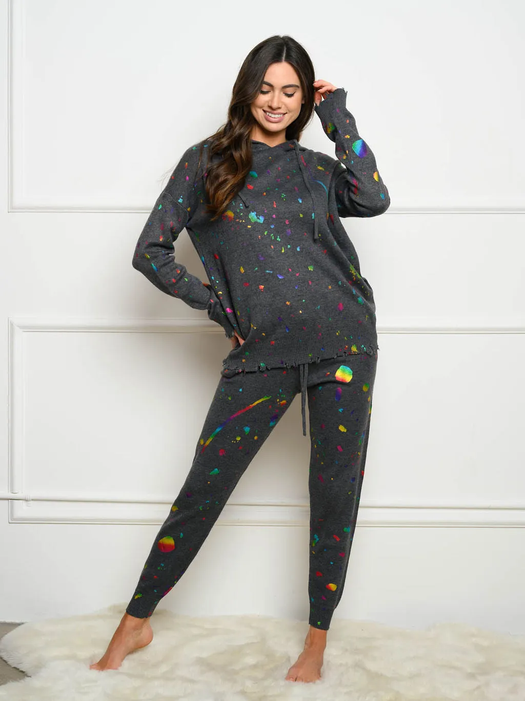 WOMEN'S PAINT SPLATTER HOODED SWEATER