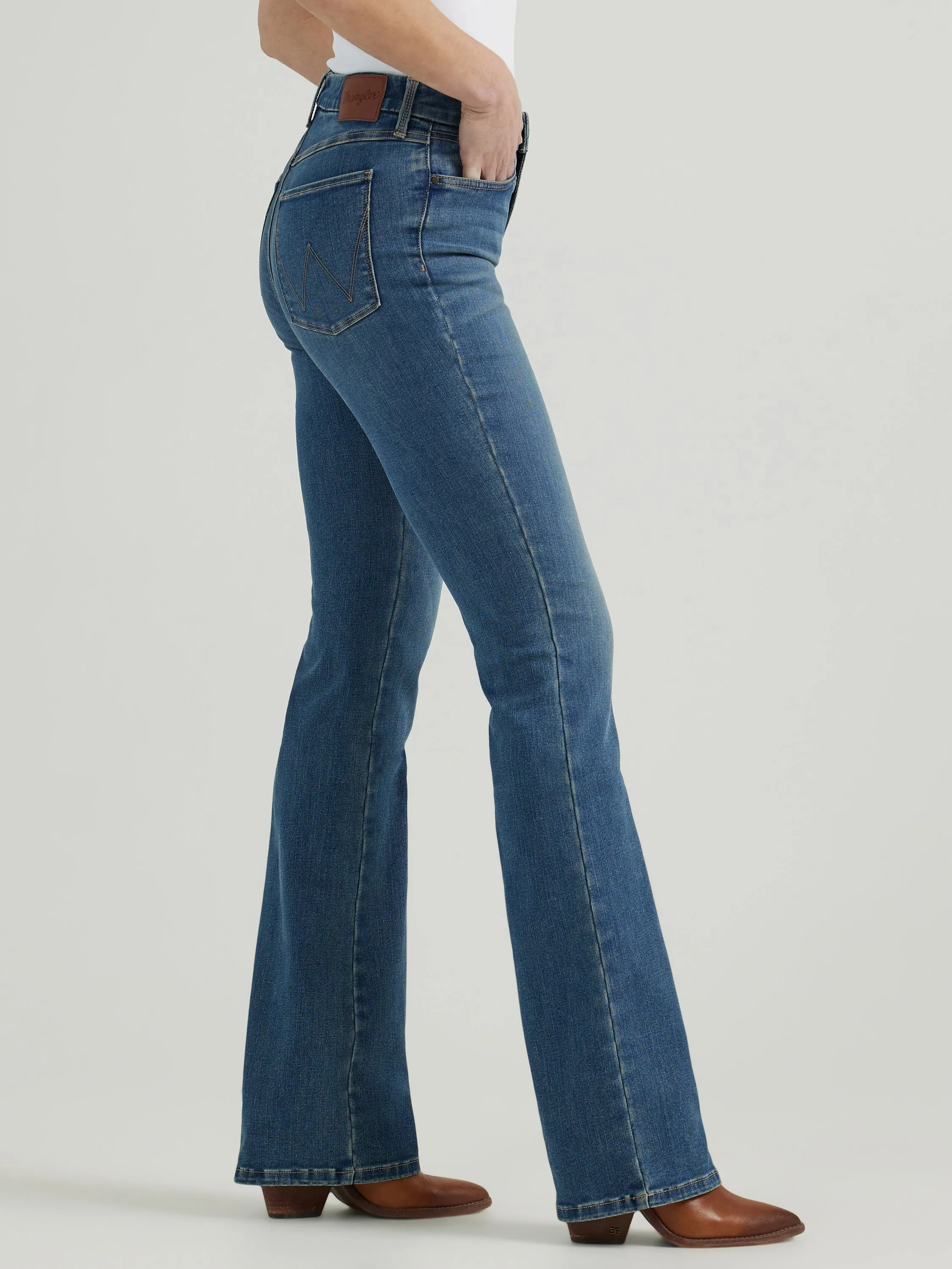 Wrangler Women's Bespoke High Rise Bootcut Jean