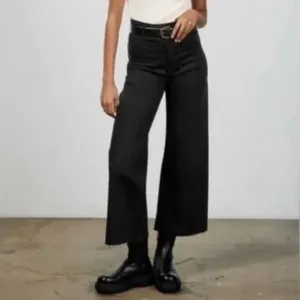 Zara Marine Straight Black Stretch Denim High Rise Wide Leg Raw Hem Jeans Size 8