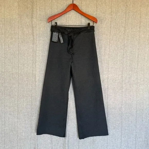 Zara Marine Straight Black Stretch Denim High Rise Wide Leg Raw Hem Jeans Size 8