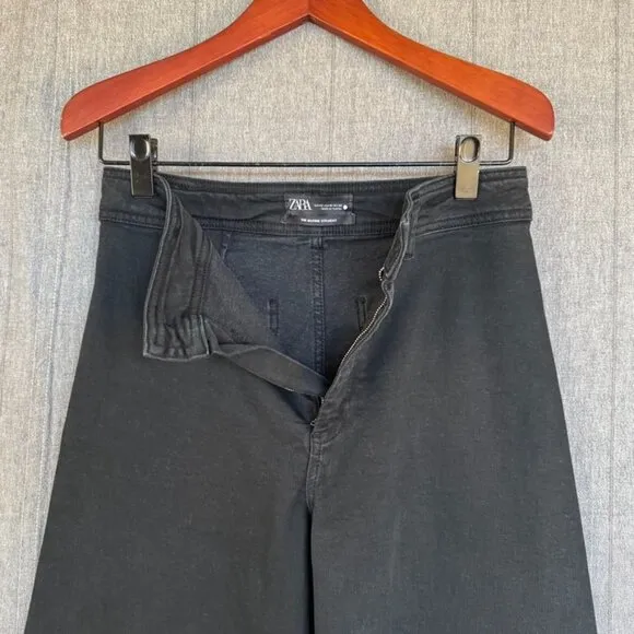 Zara Marine Straight Black Stretch Denim High Rise Wide Leg Raw Hem Jeans Size 8