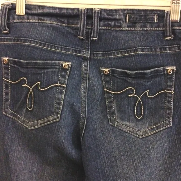 Z.CO Premium Jeans DARK BLUE Distressed High Rise FLARES Size 7 Boot Cut Bohemia