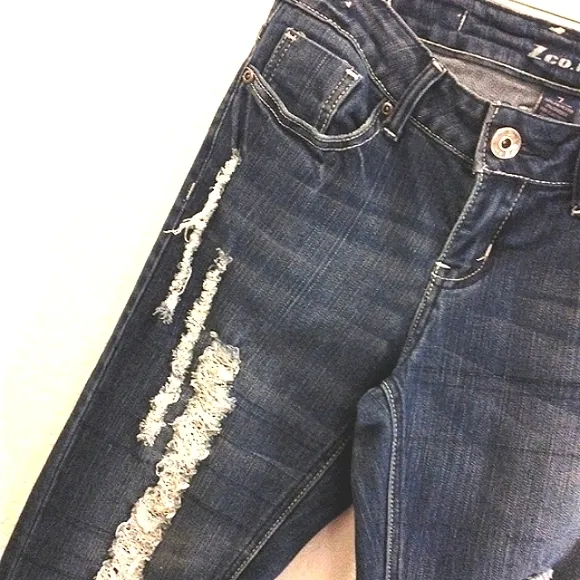 Z.CO Premium Jeans DARK BLUE Distressed High Rise FLARES Size 7 Boot Cut Bohemia